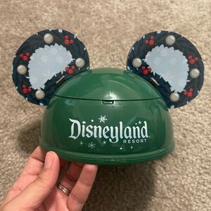 Disneyland 2022 Christmas Wreath Ears Hat Ice Cream Sundae Disney Holiday Bowl